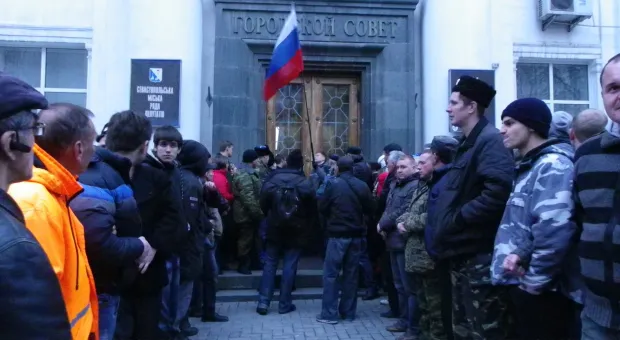 Новости Севастополя - Хроника Русской весны: 22 февраля 2014