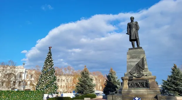 Новости Севастополя - Глава Севастопольской администрации пообещал, что табличка в честь поднятия украинского флага на кораблях будет установлена
