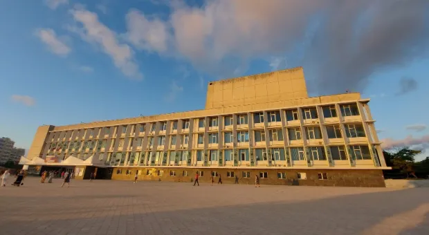 Новости Севастополя - Юрий Дойников: "Хотите по-справедливости? Заплатите в бюджет Севастополя за свои незаконные пристройки"