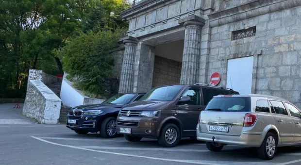 Новости Севастополя - Купить казино и «отъесть» тротуар можно у парка Победы в Севастополе