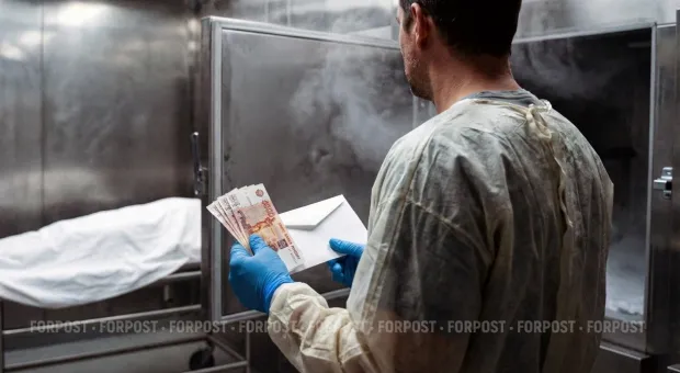 Новости Севастополя - Дом пушкиниста у скалы в Гурзуфе спасают после «шторма века»