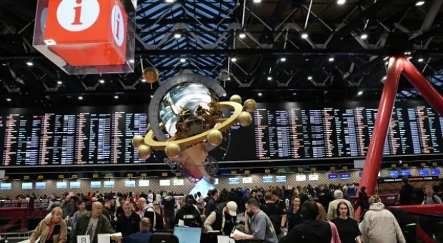 Как ракеты Ирана бомбят туристическую отрасль России