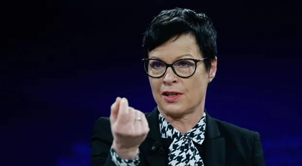 Мировые новости - Торцовая стена в центре Севастополя грозит обвалиться на головы прохожих