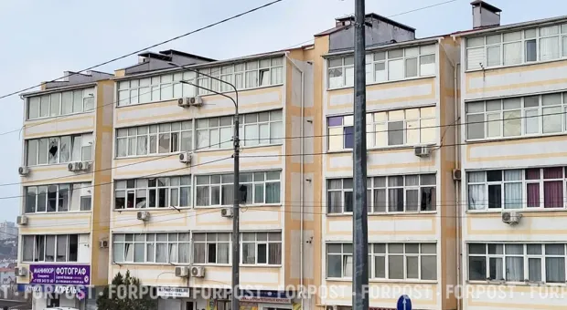 «Тряхнуло, как при землетрясении»: жители Севастополя рассказали о ночной атаке БПЛА