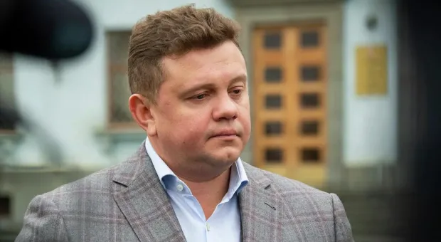 Новости Крыма - За стройкой в центре Ялты увидели Яценюка