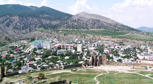 Новости Крыма - В Судаке силовики раскручивают клубок земельных делишек