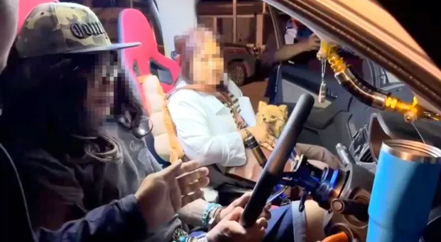 Мировые новости - Севастополь запустил автобусный маршрут в Санкт-Петербург 