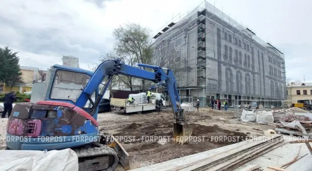 «Сказочный замок» для юных зрителей в столице Крыма почти готов