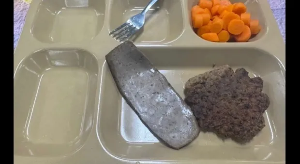 Мировые новости - Павильон у ДДЮТ в Севастополе так и не стал памятником