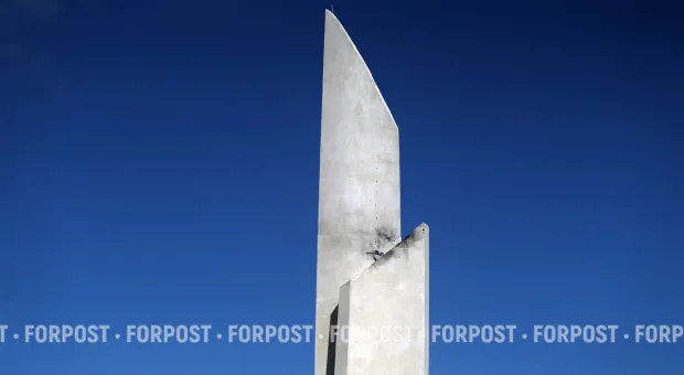 Украинский дрон влетел в «Штык и Парус»