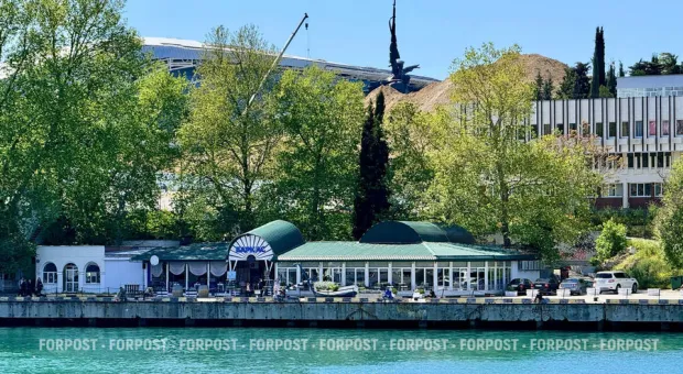 Для ресторана у моря в Севастополе хотят обнулить парковку и озеленение