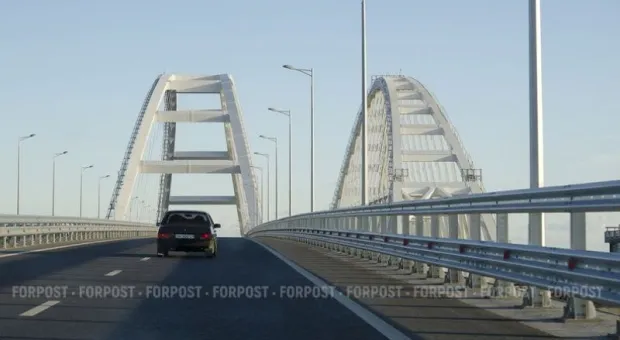 На Крымском мосту увеличили количество пунктов досмотра