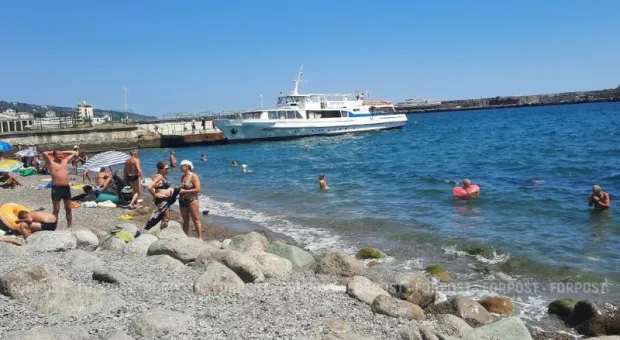 Где в Крыму вода теплее и когда начнётся пляжный сезон