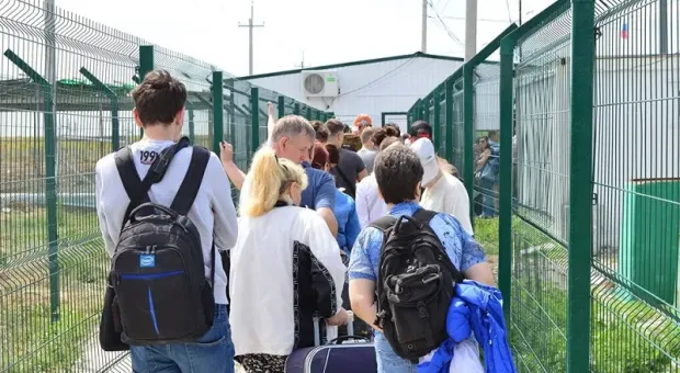 Новости Крыма - Восьмилетняя туристка сорвалась с 15-метровой высоты в Судаке