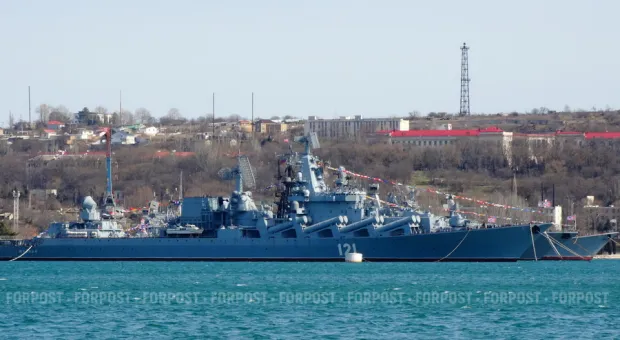 Новости Крыма - Враги Украины: экипаж аварийно севшего самолета в Крым попал в базу Миротворца