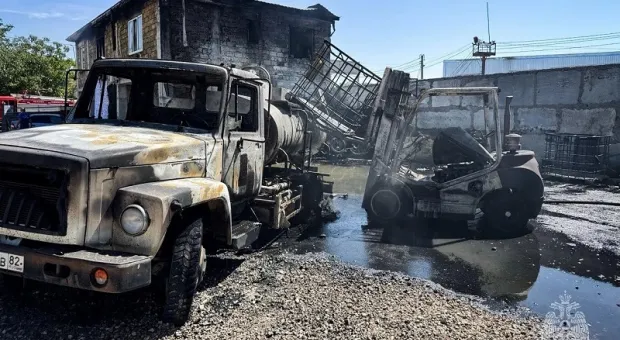 Новости Севастополя - Три человека погибли в автомобиле на трассе «Таврида» в Крыму