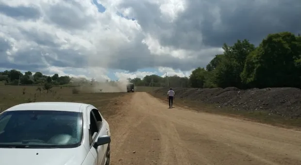 Два грузовика с отходами крымской «Мрии» изъяли в Севастополе 