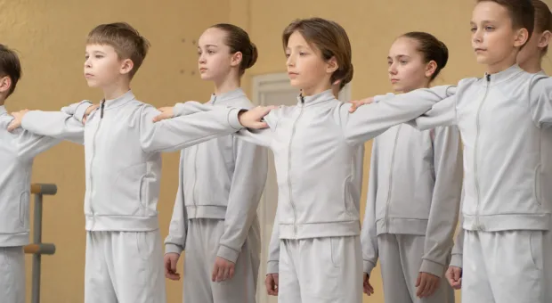Академия балета Севастополя «рассказала» о детях войны