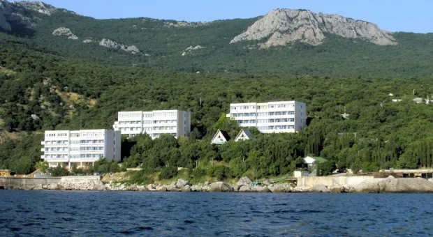 Новости Севастополя - Крымские депутаты согласились с продажей государственных АЗС и санатория