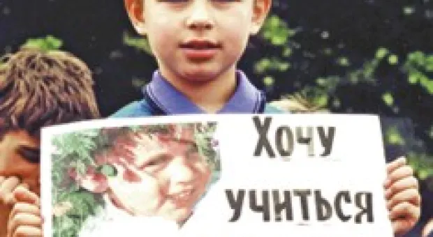 Мировые новости - Украинские националисты бесчинствуют в Симферополе при поддержке милиции