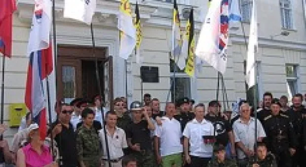 Новости Севастополя - Севастопольская милиция препятствует проведению экологического пикета