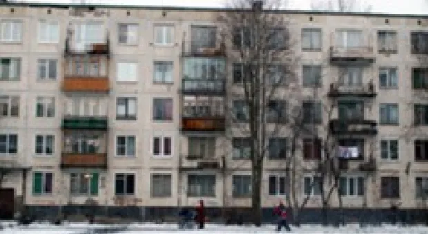 Новости Севастополя - Саратов положительно относится к украинским флагам на коммунальных учреждениях Севастополя