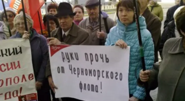 Новости Севастополя - Севастопольский горсовет принял Обращение с призывом ратифицировать Соглашение о продлении пребывания ЧФ РФ, но сожалеют, что Россия не берет в аренду Севастополь целиком