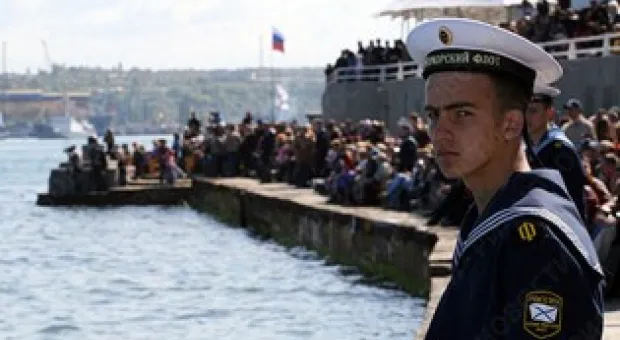 Новости Севастополя - Валерий Саратов признался, что фанатично любит садить деревья, дайте только лопату — будет копать целый день