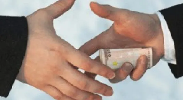 Новости Севастополя - 17-летний махинатор продавал оставленные ему для ремонта iPhone