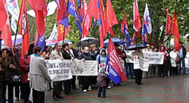 Новости Севастополя - В Севастополе возле объектов Черноморского флота продолжаются акции протеста с требованием выплатить зарплату