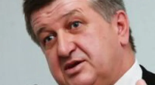 Новости Севастополя - В Крыму милицейский генерал выпустил книгу с инструкциями для правоохранителей по употреблению алкоголя
