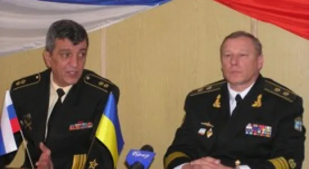Новости Севастополя - Боевые знамена вручены частям береговых войск и морской пехоты Черноморского флота