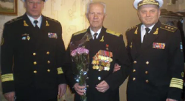 Новости Севастополя - В Севастополе на зданиях городских властей будет установлено сразу несколько копий Знамени Победы