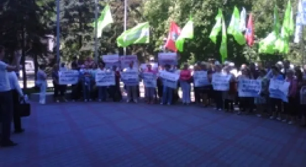 Новости Севастополя - "Севастополь" vs "Таврия, Севастополь против Симферополя, "город, достойный поклонения" против "города пользы". Все на Крымское дерби!