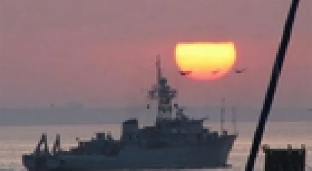 Кремль выражает недовольство, что в Черное море зашел американский крейсер