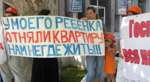 Новости Севастополя - Сотрудники севастопольской милиции проводят проверку по факту массового отравления детей в оздоровительном лагере «Альбатрос»