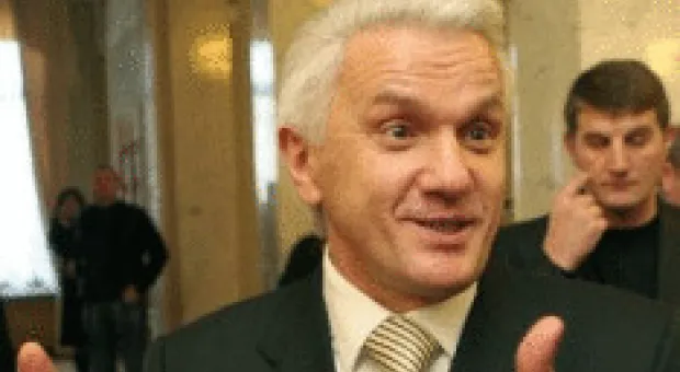 Новости Севастополя - Гагаринские власти подарили районной милиции микроавтобус