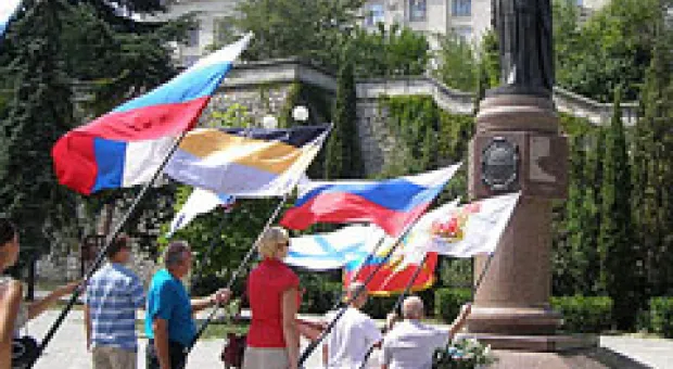 Новости Севастополя - Владимир Яцуба хочет осчастливить площадь Ушакова парковой скульптурой боцмана