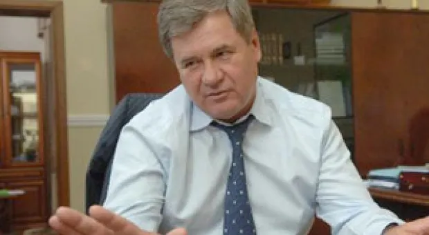 Новости Севастополя - Закон суров: за кражу бутылки водки и мешка дачного барахла бомжа приговорили к трем годам лишения свободы, крадущие миллионы – трепещут... но на свободе