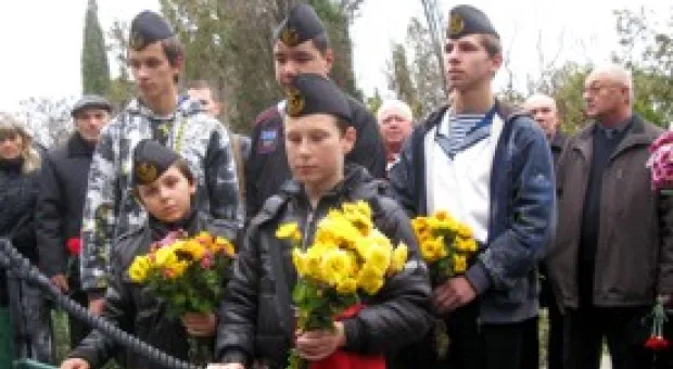 Новости Севастополя - В Севастополе ночью сожгли два «Форда»
