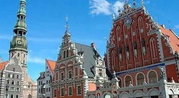 Мировые новости - Новый президент Франции Франсуа Олланд понизил себе жалованье