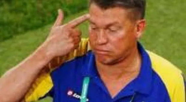 Мировые новости - На послематчевой конференции у Блохина не выдержали нервы. Виноватым в поражении оказался... журналист