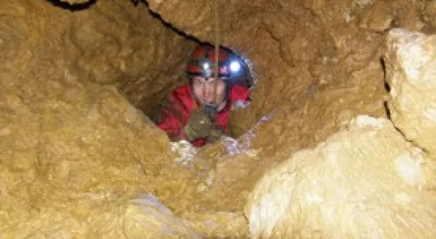 Новости Севастополя - В Крыму женщину-спелеолога шесть часов доставали из пещеры на Чатыр-Даге