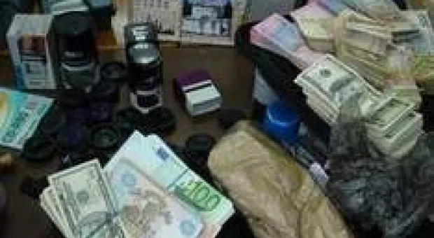 Новости Севастополя - В Севастополе обворовали офис "Русского блока". Унесли печати и регистрационные документы