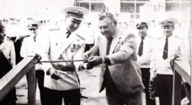 Флагман Черноморского флота отмечает 30-летие подъема Военно-морского флага