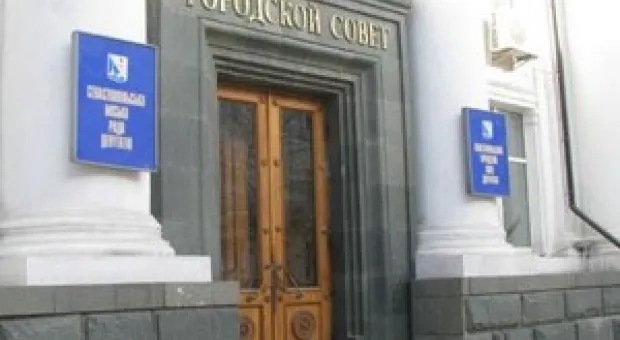 Новости Севастополя - Как депутат Лебедев подписал договор и … не выполнил. То ли в министры ушёл, то ли и не собирался