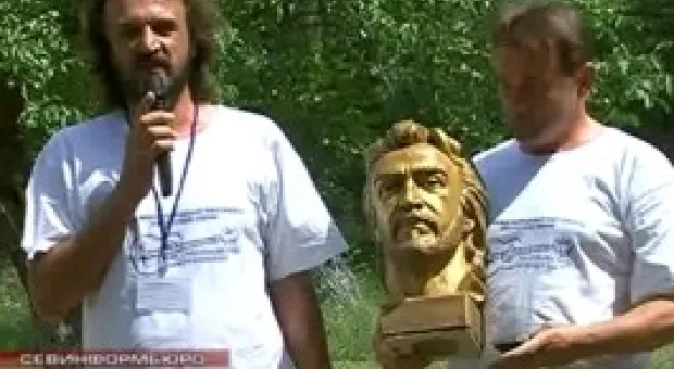 Новости Севастополя - Вступать ли Украине в ЕС или присоединиться к Евразийскому союзу? Насущные вопросы внешней политики страны обсуждали в Доме Москвы