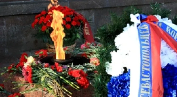 Новости Севастополя - Памятнику затопленным кораблям – 110 лет