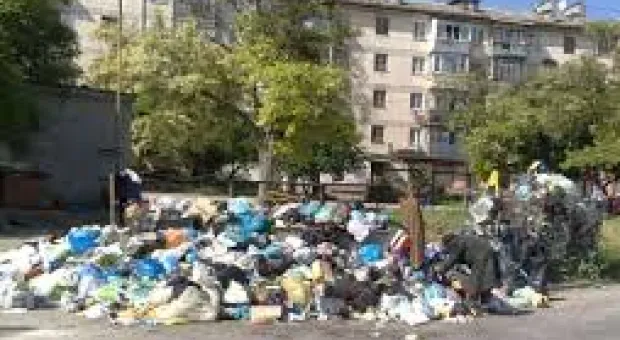 Новости Севастополя - Крупное ДТП в Инкермане: четыре авто, «скорые» и огромная пробка