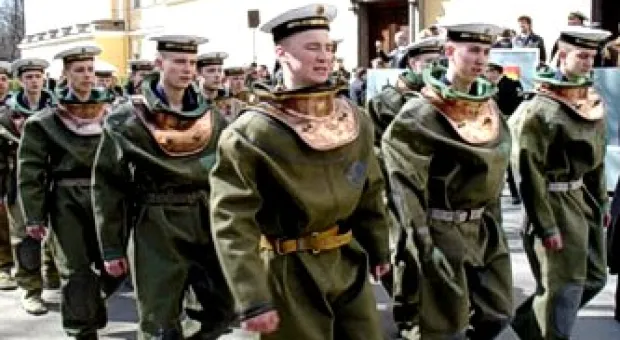 Новости Севастополя - 29 августа первокурсники Черноморского высшего военно-морского училища примут военную присягу на площади Нахимова